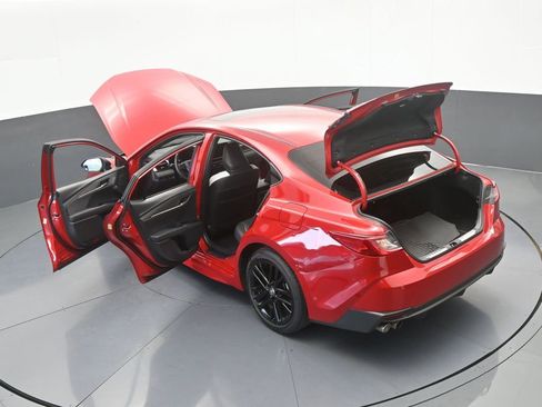 Used 2025 Toyota Camry SE w/ Multimedia Upgrade Package image 64