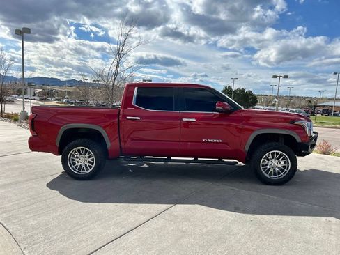 Used 2024 Toyota Tundra Limited AWD/4WD image 11