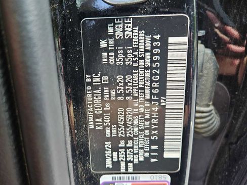 Certified 2024 Kia Sorento EX w/ Panoramic Sunroof Package FWD image 17