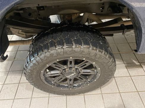Used 2019 Ford F350 XLT w/ XLT Premium Package AWD/4WD image 16