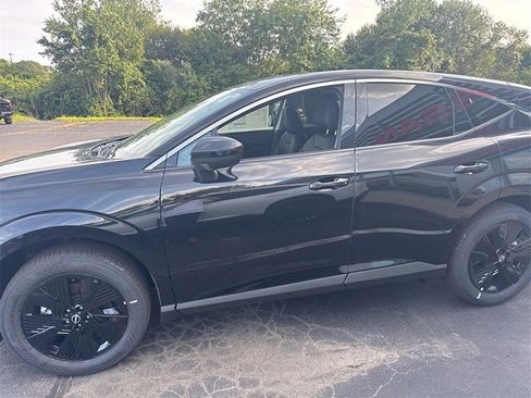 New 2025 Nissan Murano SV image 3