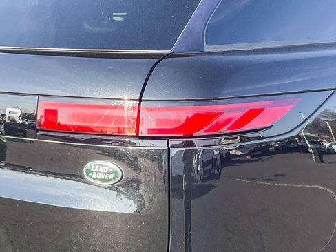Used 2023 Land Rover Range Rover Sport SE image 8