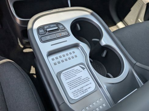 New 2026 Hyundai Ioniq 9 SE AWD/4WD image 31