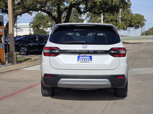 Used 2023 Honda Pilot EX-L image 5