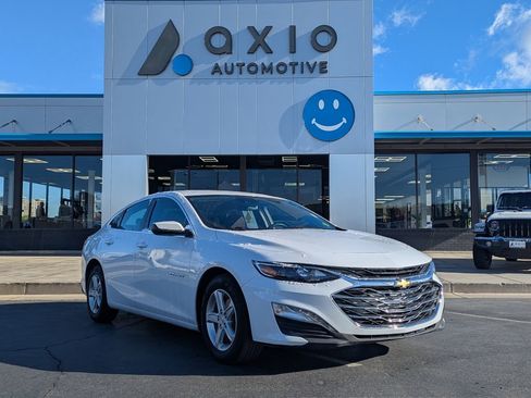 Used 2023 Chevrolet Malibu LT FWD image 1