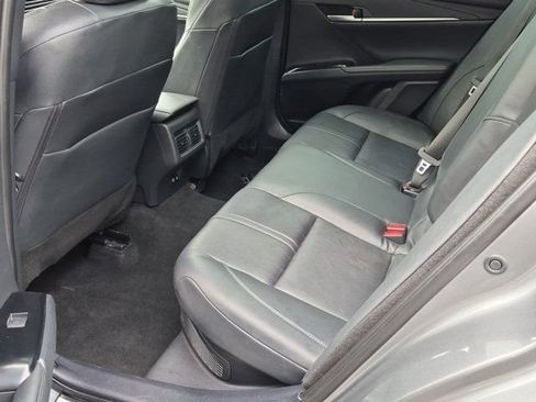 Used 2025 Toyota Camry XSE FWD image 17