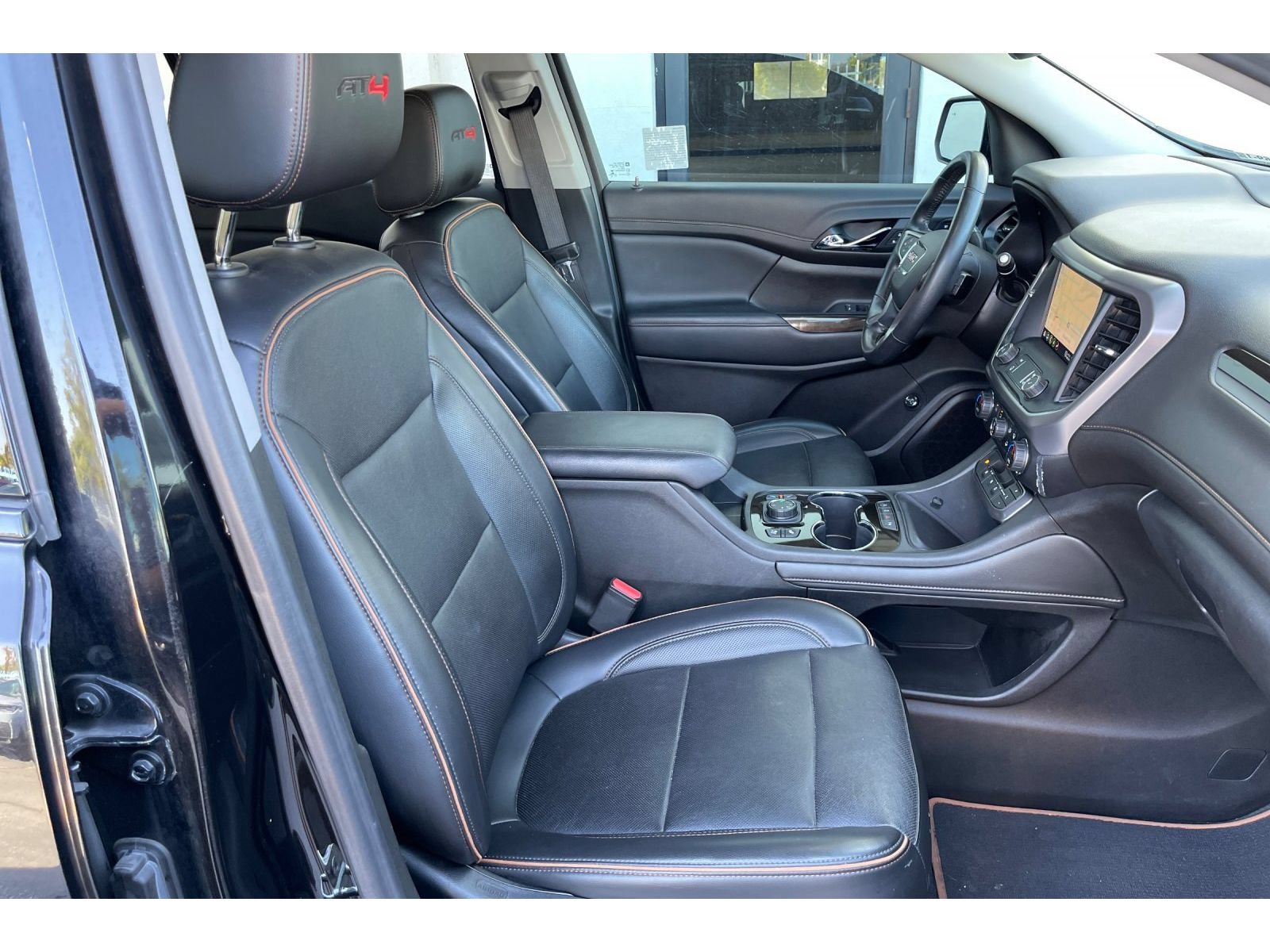 Used 2021 GMC Acadia AT4 w/ Technology Package AWD/4WD image 21