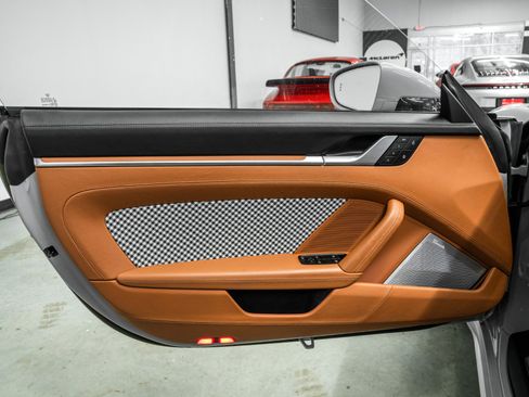 Used 2023 Porsche 911 Sport Classic image 40