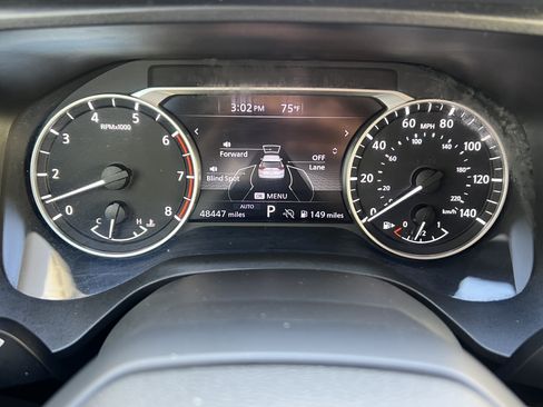 Used 2025 Nissan Rogue SV AWD/4WD image 27