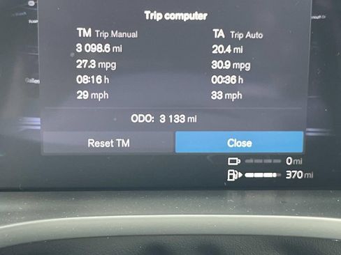 Used 2025 Volvo XC60 T8 Plus w/ Protection Package Premier image 39