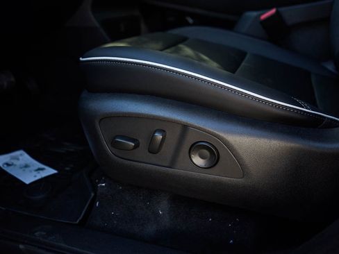 New 2026 Buick Enclave Sport Touring w/ Super Cruise Package image 21