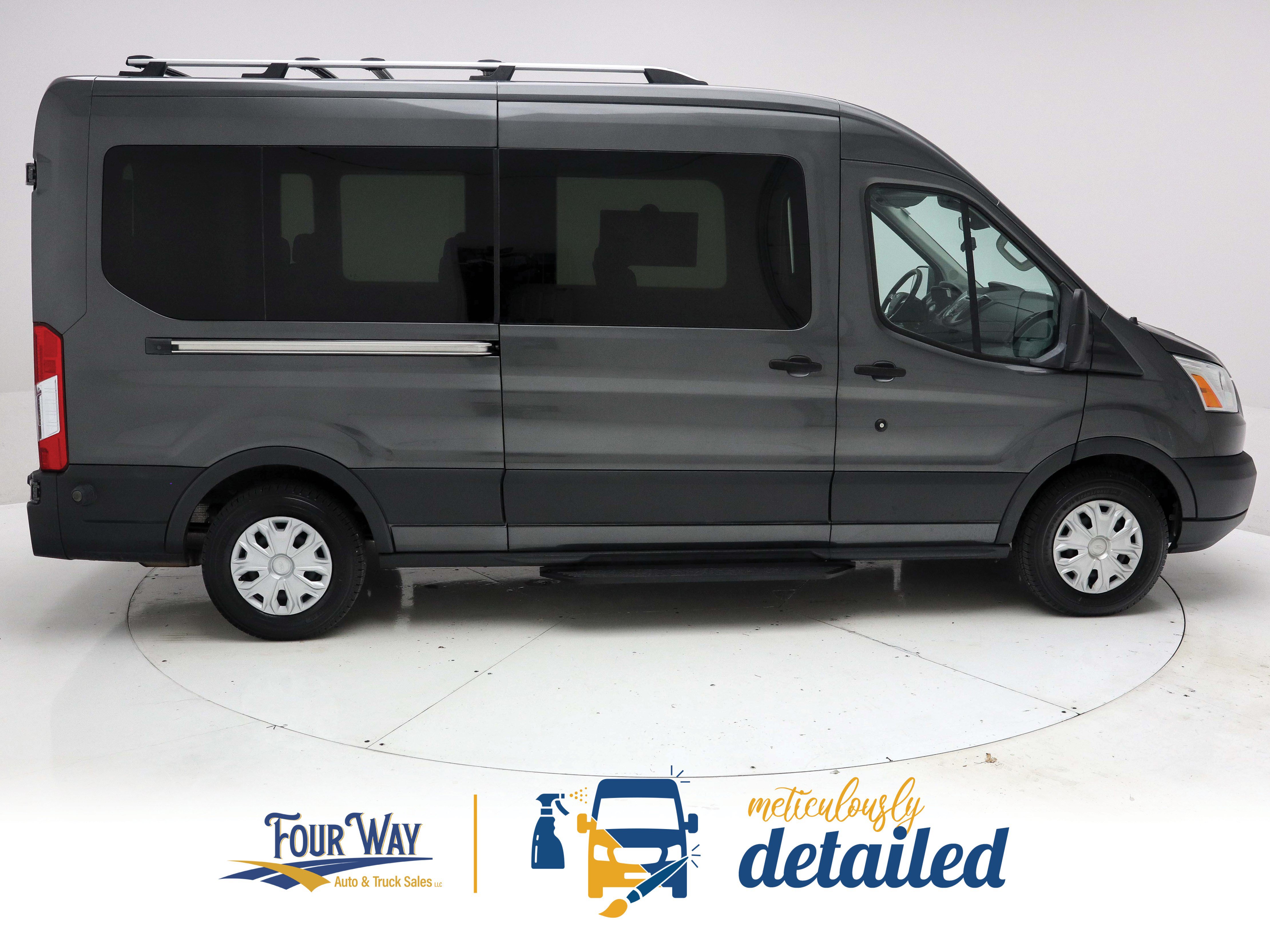 Used 2016 Ford Transit 350 XLT RWD image 2