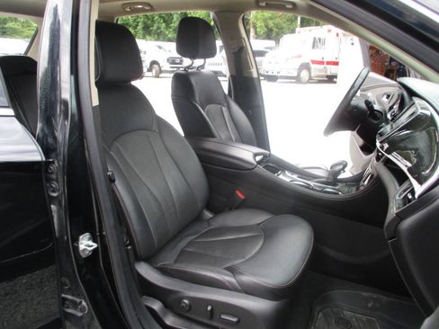 Used 2016 Buick Envision Premium w/ Driver Confidence Package AWD/4WD image 25