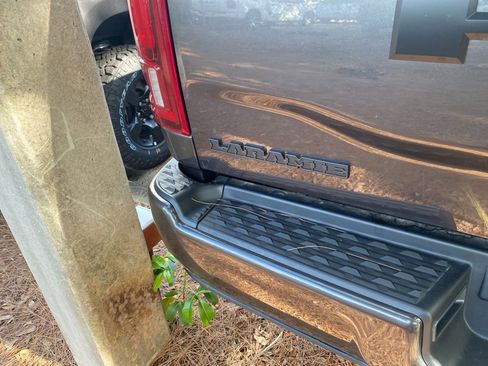 Used 2025 RAM 2500 Laramie AWD/4WD image 8