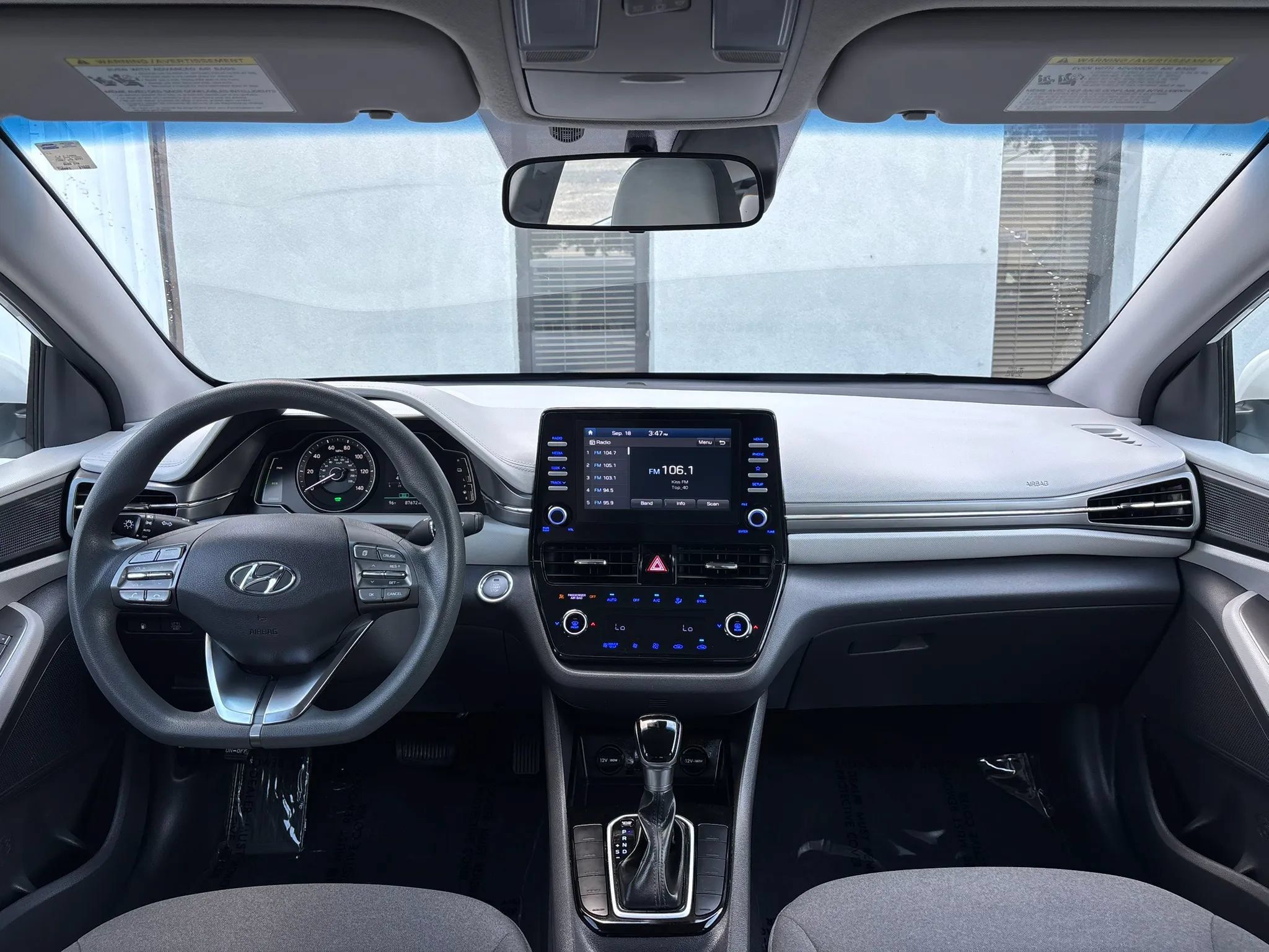 Used 2020 Hyundai Ioniq Blue FWD image 18