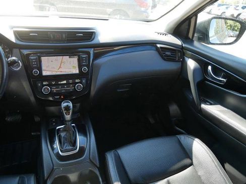 Certified 2022 Nissan Rogue Sport SL image 14