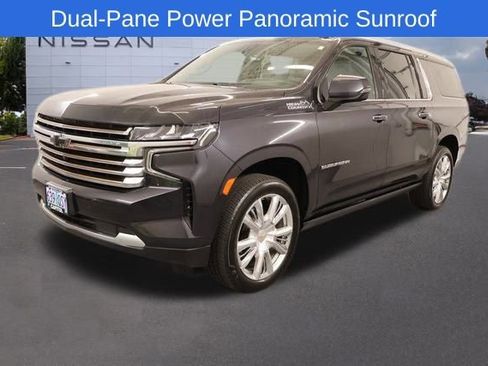 Used 2022 Chevrolet Suburban High Country w/ Premium Package image 5