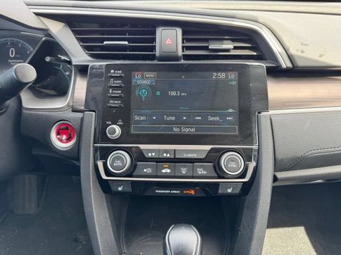 Used 2019 Honda Civic EX image 19