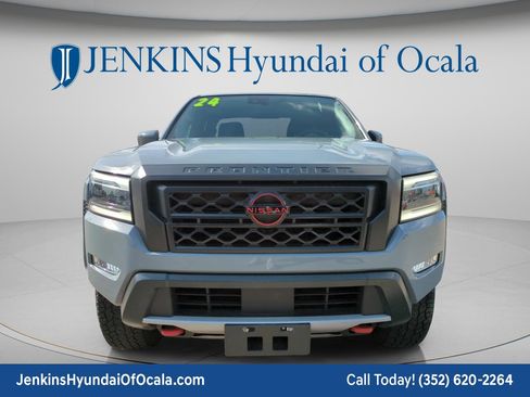 Used 2024 Nissan Frontier PRO-4X w/ Technology Package image 8
