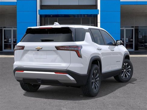 New 2026 Chevrolet Equinox LT w/ Safety and Technology Package image 4