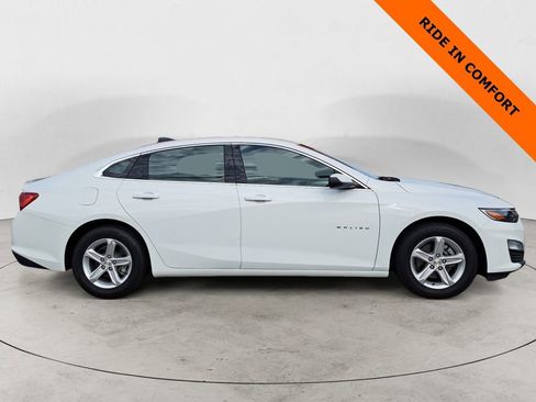 Used 2023 Chevrolet Malibu LS w/ Driver Confidence Package image 2