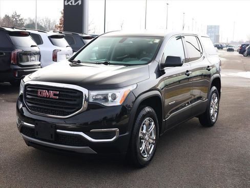 Used 2019 GMC Acadia SLE image 3