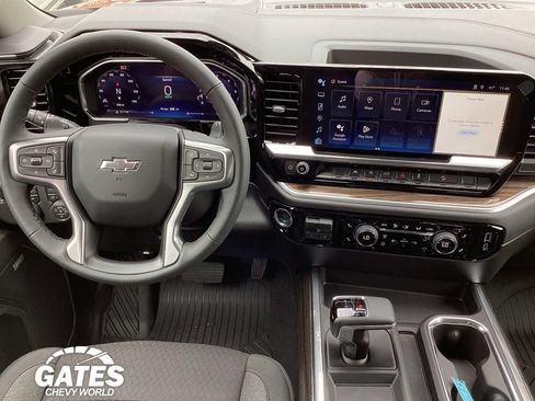 Used 2026 Chevrolet Silverado 1500 RST AWD/4WD image 13