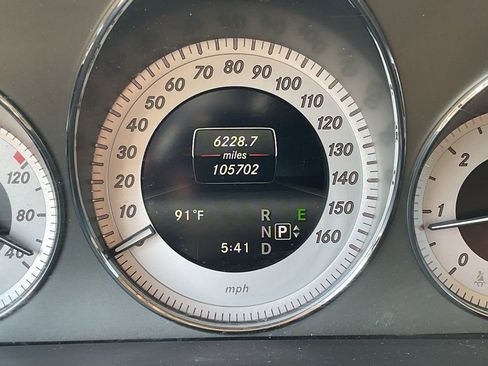 Used 2014 Mercedes-Benz GLK 250 BlueTEC 4MATIC image 36