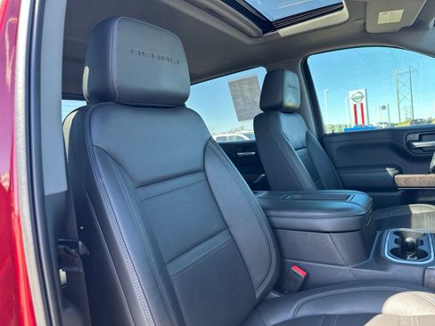 Used 2022 GMC Sierra 1500 Denali w/ Denali Premium Package AWD/4WD image 40
