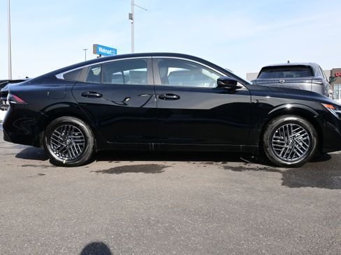 New 2026 Nissan Sentra SV image 5