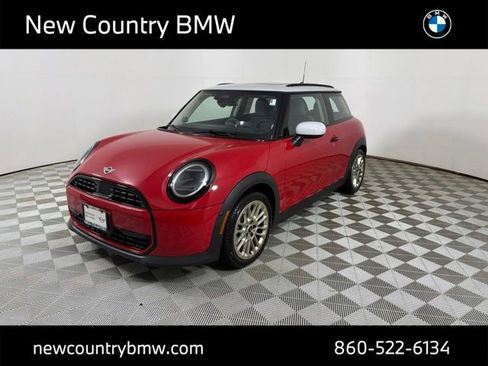 Certified 2025 MINI Cooper 2-Door Hardtop FWD image 3