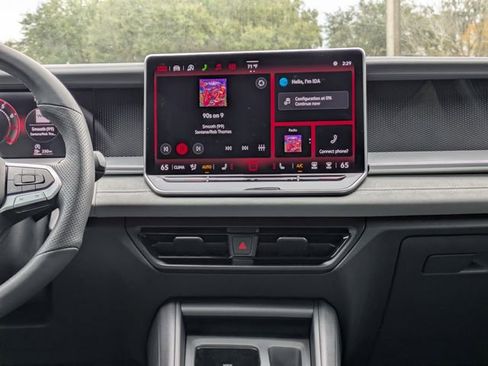 New 2026 Volkswagen Tiguan SE R-Line image 19