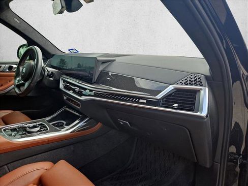 Used 2024 BMW X7 M60i w/ Executive Package image 22