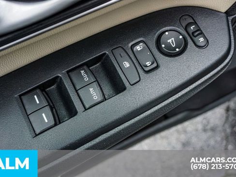 Used 2022 Honda CR-V EX-L image 49