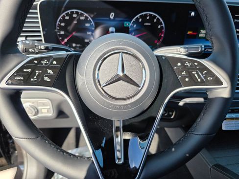Used 2026 Mercedes-Benz GLE 350 4MATIC image 17