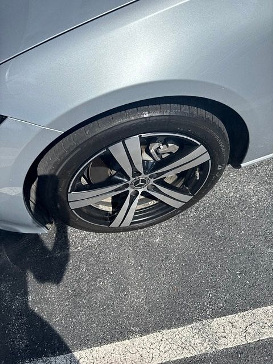 Certified 2023 Mercedes-Benz C 300 4MATIC Sedan image 2