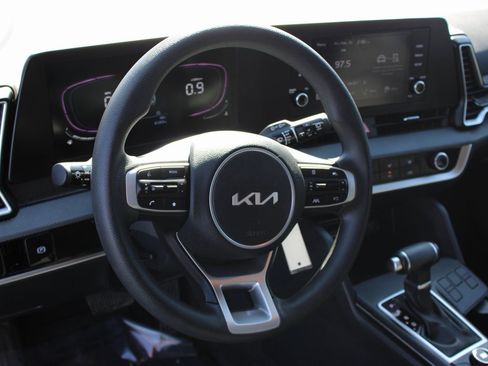 Used 2024 Kia Sportage LX FWD image 10