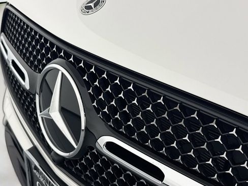 New 2026 Mercedes-Benz GLC 300 image 12