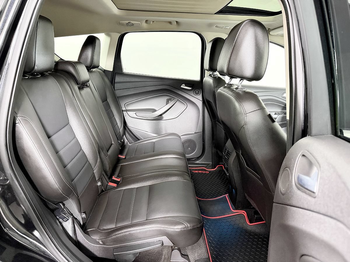 Used 2014 Ford Escape Titanium w/ Equipment Group 401A AWD/4WD image 42