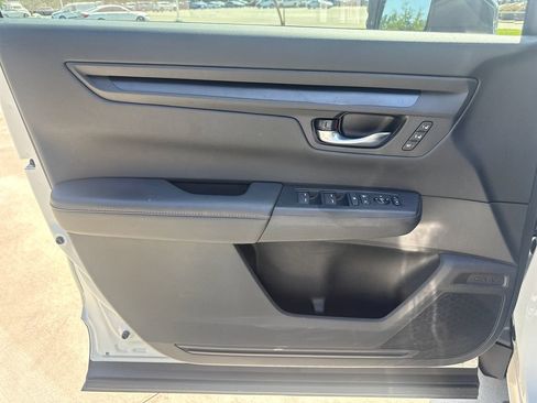 Used 2025 Honda CR-V Sport-L image 13