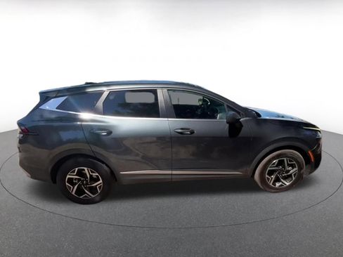 Used 2025 Kia Sportage LX FWD image 16