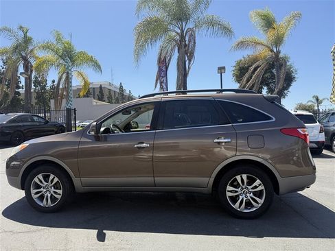 Used 2012 Hyundai Veracruz Limited w/ Navigation Pkg FWD image 5