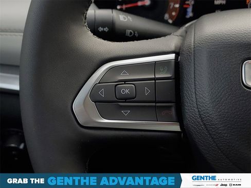 Used 2026 Jeep Compass Limited image 15