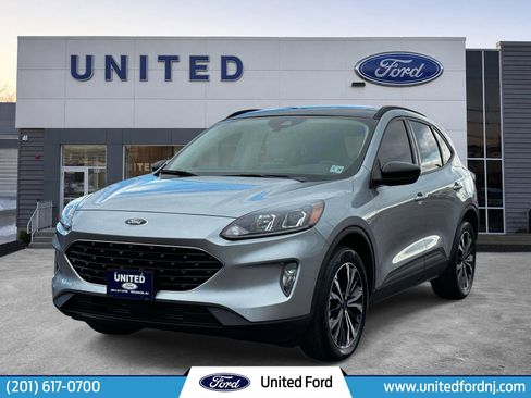 Used 2022 Ford Escape SEL w/ SEL Stealth AWD Package image 2