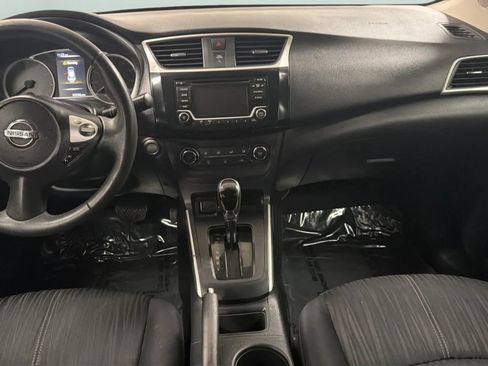 Used 2017 Nissan Sentra SV FWD image 16