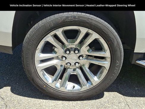 Used 2019 GMC Yukon SLT w/ Premium Edition AWD/4WD image 10