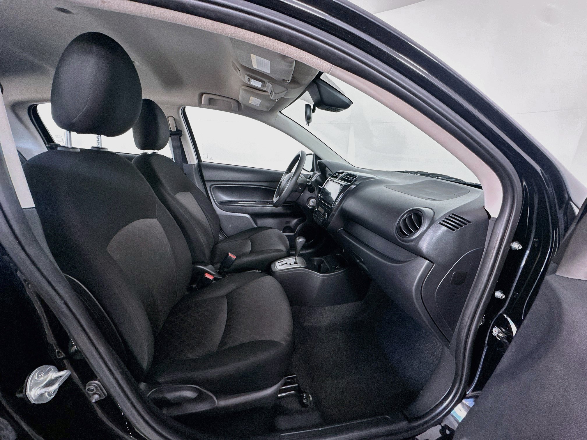 Used 2024 Mitsubishi Mirage ES FWD image 28