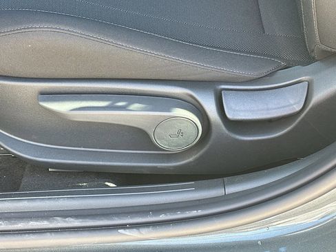 New 2026 Hyundai Elantra SE image 24