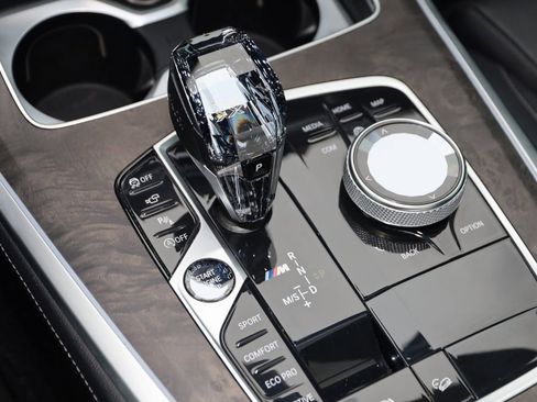 Used 2021 BMW X5 M50i image 7