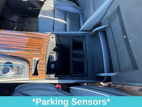 Used 2022 Cadillac Escalade ESV Premium Luxury image 29